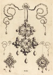 Pendant with Wheel at Centre, Surrounded by Four Table-Stones