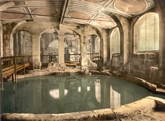 Roman Baths and Abbey, Circular Bath, Bath, c.1890-1900