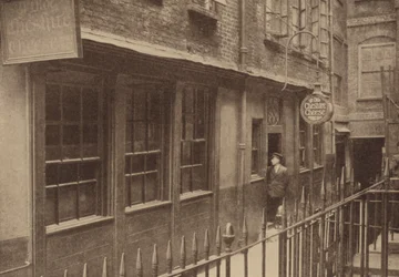 Ye Olde Cheshire Cheese Pub