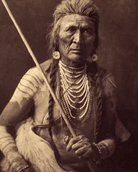 Wolf, Indian Apsaroke. Photo taken from volume 4 of the encyclopedia published by Edward S. Curtis on the Indians of North America, with a foreword by Theodore Roosevelt