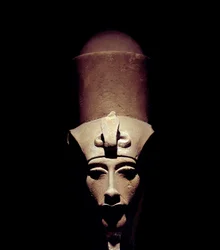 Statue of Amenhotep IV bearing the double crown. 1301 BC. 18th dynasty. Detail of the sculpture. From the Temple of Amon Ra in Thebes. Luxor Museum, Egypt