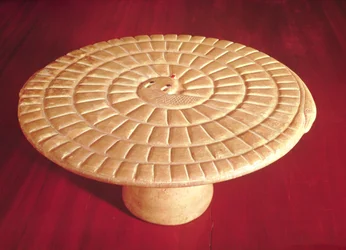 Snake shaped gaming board used for the game mehen, Thinite Period