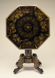 Tilt-top Table