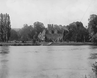 Bisham Abbey