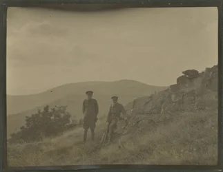 Harold Roper Robinson and William Lawrence Bragg, Vosges, Autumn 1915