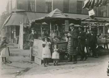 Ice Cream Seller