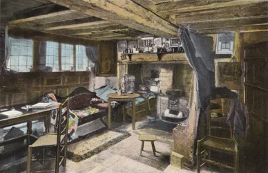 Interior, Anne Hathaway