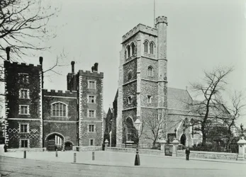 Lambeth PalaceSaint Marys Church, Lambeth Palace Road: gateway and Saint Marys Church, 1890