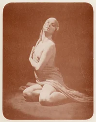 Nudist art: Etude