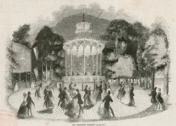 Cremorne Gardens, London: The Crystal Platform