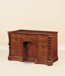 George III kneehole desk, attributed to Wright & Elwick, c.1760