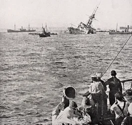 HMS Majestic Sinking May 27 1915, from 