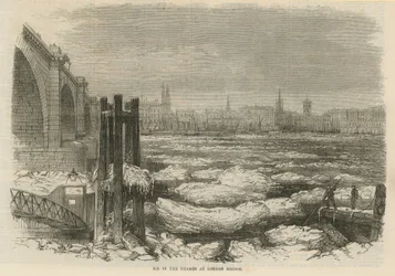 Ice in the Thames at London Bridge