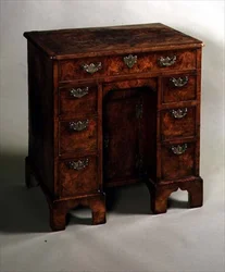 Kneehole desk