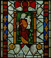 Window depicting the Virgin Mary with Christ Child