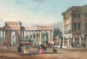 The entrance to Hyde Park from Piccadilly with the West Wing of Apsley House