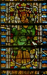 Window depicting Solomon carrying a church