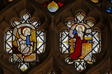 Window depicting the Annunciation