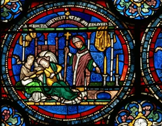 Window n4 depicting a scene from a St Thomas Becket Miracle window: Julia Puintel told to go to the tomb