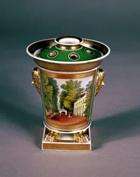 Worcester pot pourri jar with view of Well Walk, Cheltenham