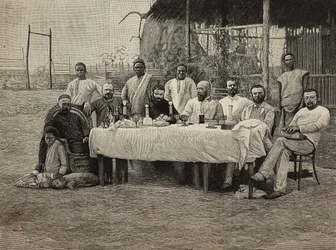Anti-slavery society banquet at Italian consulate in Boma, Democratic Republic of Congo (engraving by Ernesto Mancastropa from photograph by Giuseppe Corona)