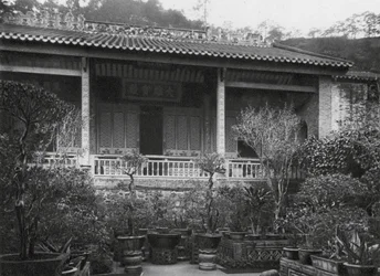 Kuangchou, Pai yun shan, Neng jen sze, Kuangtung, Main hall in the Neng Jen Monastery