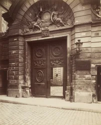 Hotel des Ambassadeurs de Hollande, 47 rue Vieille-du-Temple, 1900