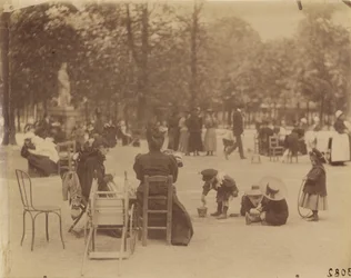 Women and Children in the Luxembourg Gardens