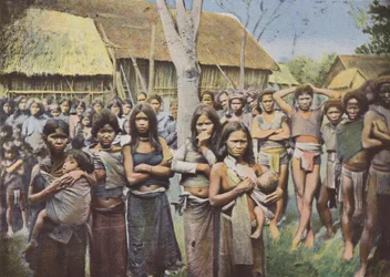 Women and Girls of the Mois Country