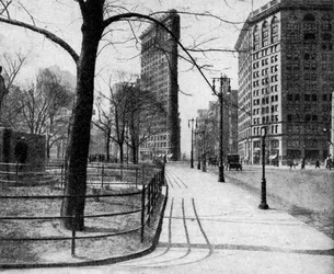Flatiron Building and Madison Square, New York City, USA