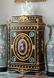 Furniture decorates the coat of arms of the Brignole Sale family by the ebenist Guillaume Grohe based on a drawing by Felix Duban. Apartments of Maria Brignole Sale De Ferrari, Duchess of Galliera, the furniture comes from