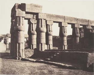 Luxor (Thebes), Later Construction - Galleries - Parallels