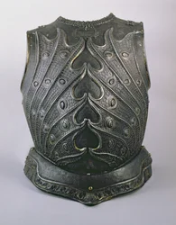 Armoured breastplate