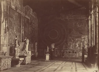 Pisa, Church Interior