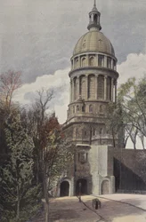 Boulogne-sur-Mer, Calais Gate and Notre-Dame Church