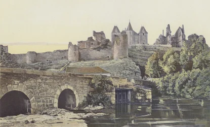 Bressuire, Ruins of the Castle, Exterior, Southwest View