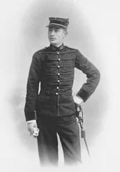 Ernest Duchesne as a Second class Major of Medicine in the Second Regiment de Hussards of Senlis, 1897