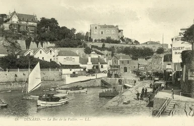 Harbour, Dinard
