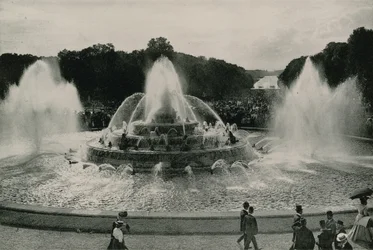 Latons Fountain and the Tapis Vert