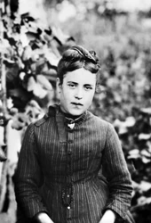 Portrait of a Young Woman from Bourmont in Haute Marne. Photography Late 19th Century. Ducos Collection