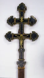 Cross, from Clairmarais Abbey (gold inlaid with semi-precious stones)