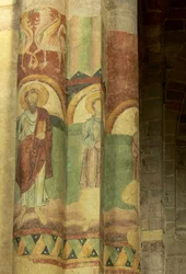 Depicting an internal view with wall paintings