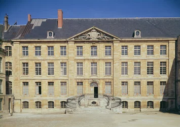 Exterior view of the Musee Saint-Remi