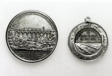 Medal commemorating the opening of the Suez Canal, 1869