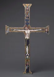 The Spitzer Cross
