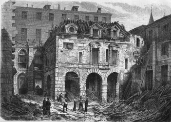 Transformations of Paris under the Second Empire, Haussmannian Paris: demolition of the Saint Martin courtyard in the Palais de Justice (Conciergerie) on the Ile de la Cite
