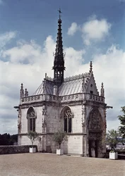 View of the Chapelle Saint-Hubert of the Chateau Amboise, finished in 1493