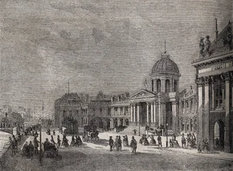 View of the Palais de l