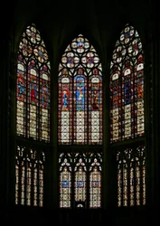 Window depicting the east end clerestory with band windows