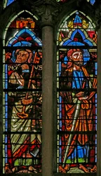 Window w106 depicting St Peter and St Paul